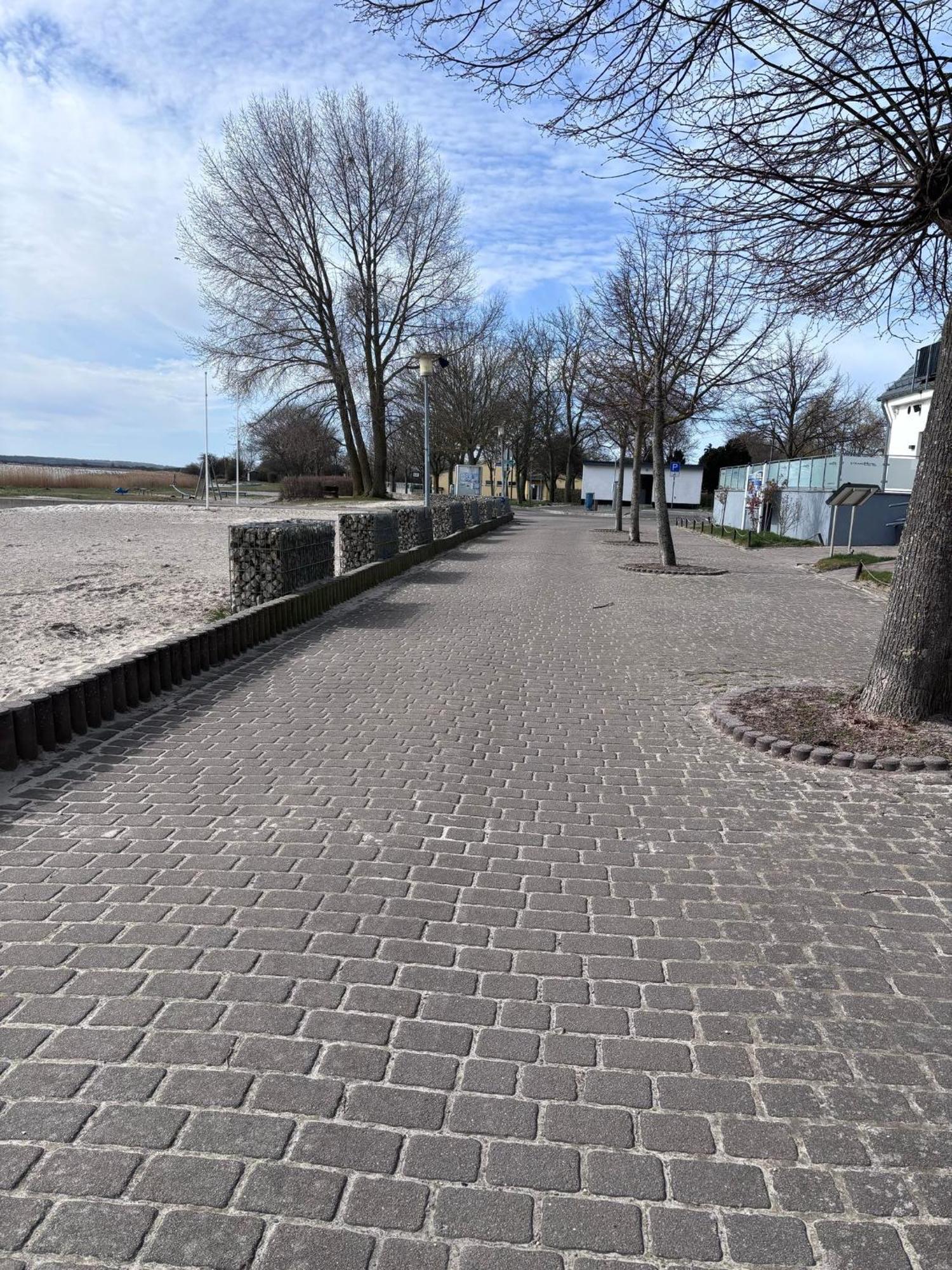 App 8O Grosser Tag Am Meer Mit Wasserblick Dranske Exterior photo