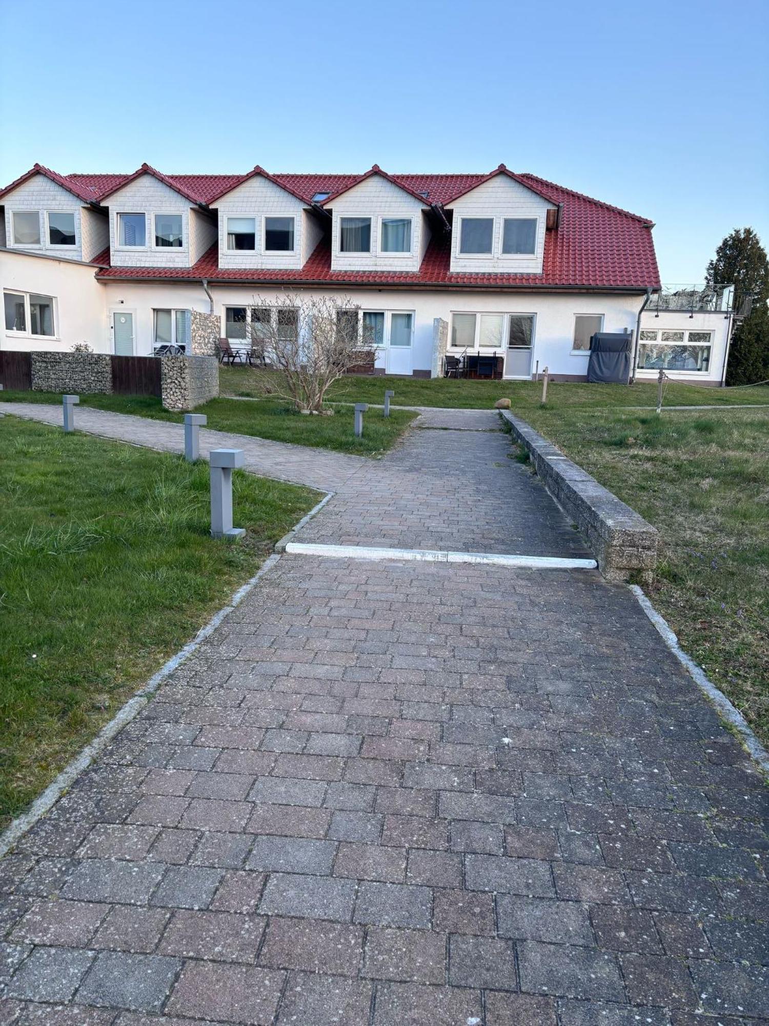 App 8O Grosser Tag Am Meer Mit Wasserblick Dranske Exterior photo