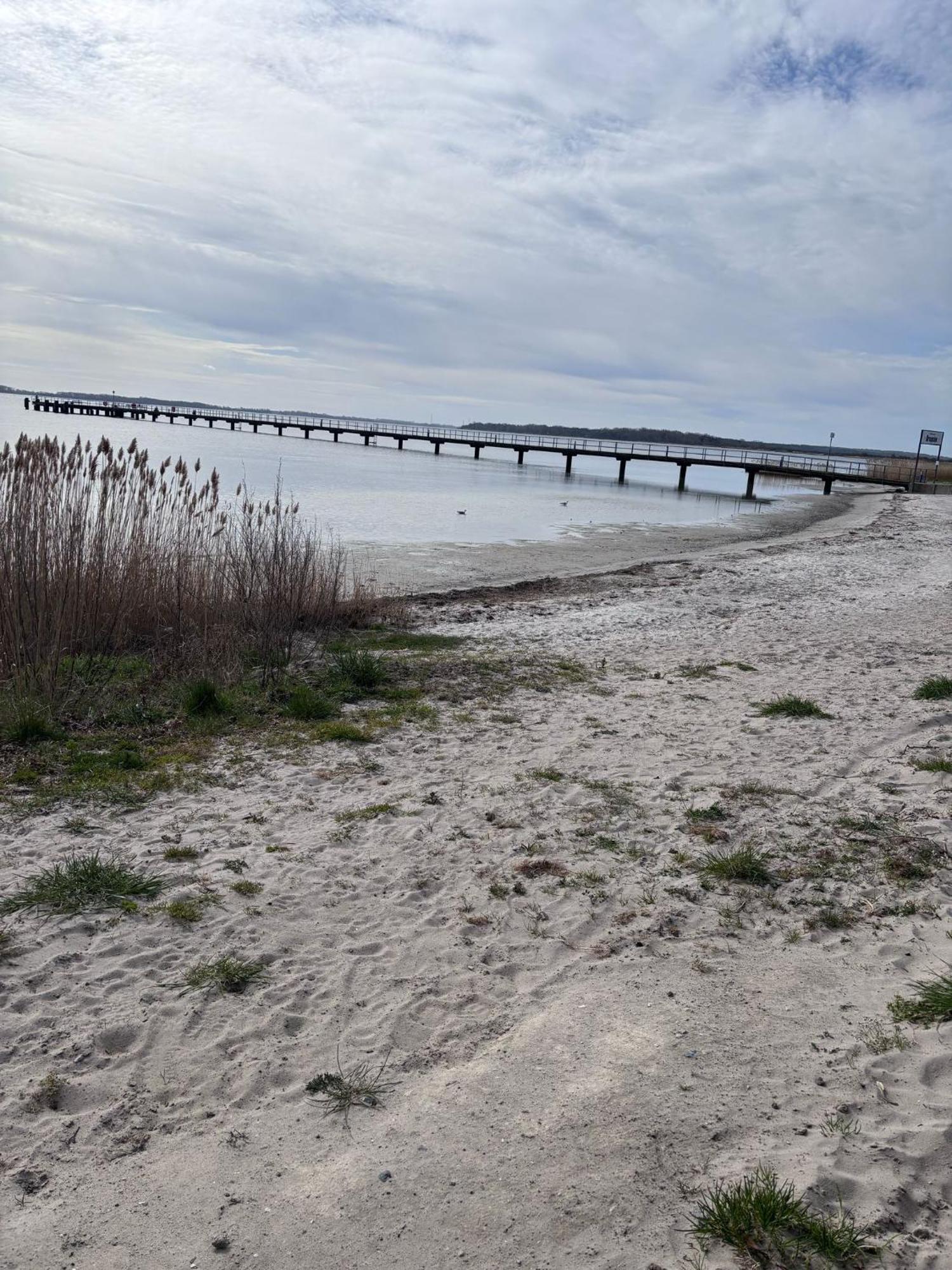 App 8O Grosser Tag Am Meer Mit Wasserblick Dranske Exterior photo